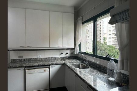 Apartamento à venda com 160m², 3 quartos e 3 vagas