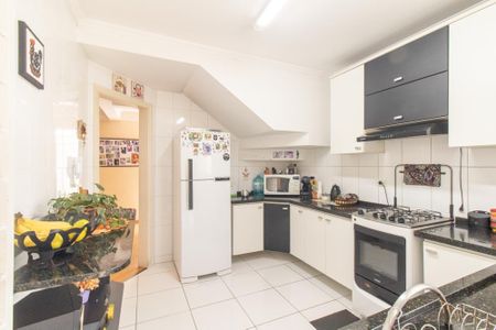 Casa de condomínio à venda com 78m², 2 quartos e 2 vagasCozinha 