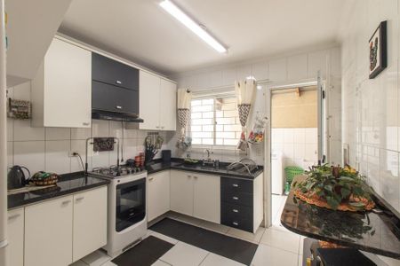 Casa de condomínio à venda com 78m², 2 quartos e 2 vagasCozinha 