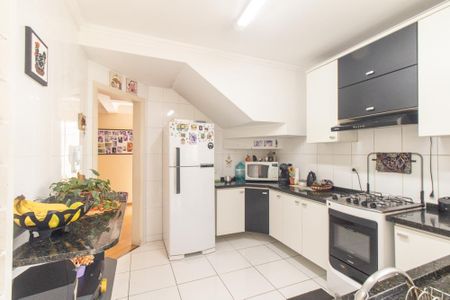 Casa de condomínio à venda com 78m², 2 quartos e 2 vagasCozinha 