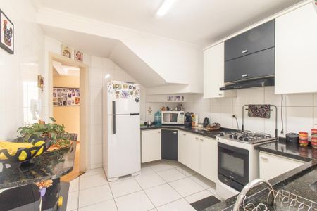Casa de condomínio à venda com 78m², 2 quartos e 2 vagasCozinha 