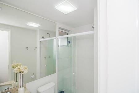 Apartamento à venda com 66m², 2 quartos e 1 vaga Apartamento à venda com 66m², 2 quartos e 1 vagaBanheiro