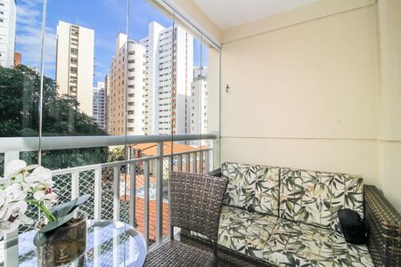 Apartamento à venda com 66m², 2 quartos e 1 vaga Apartamento à venda com 66m², 2 quartos e 1 vagaVaranda