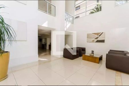 Apartamento à venda com 66m², 2 quartos e 1 vaga Apartamento à venda com 66m², 2 quartos e 1 vagaHall