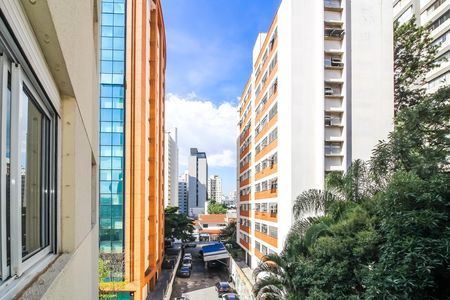 Apartamento à venda com 66m², 2 quartos e 1 vaga Apartamento à venda com 66m², 2 quartos e 1 vagaVaranda