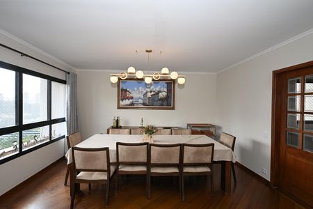 Apartamento à venda com 271m², 5 quartos e 4 vagasSala de Jantar