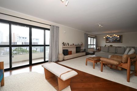 Apartamento à venda com 271m², 5 quartos e 4 vagasSala