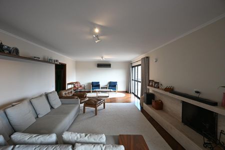 Apartamento à venda com 271m², 5 quartos e 4 vagasSala