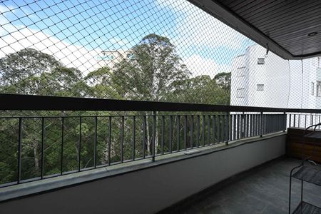 Apartamento à venda com 271m², 5 quartos e 4 vagasVaranda da Suíte 1
