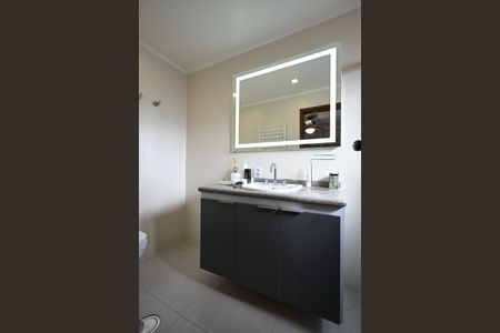 Apartamento à venda com 271m², 5 quartos e 4 vagasBanheiro Suíte 2
