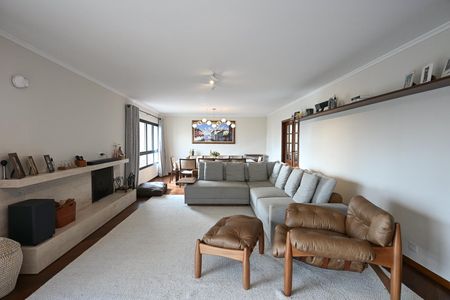 Apartamento à venda com 271m², 5 quartos e 4 vagasSala