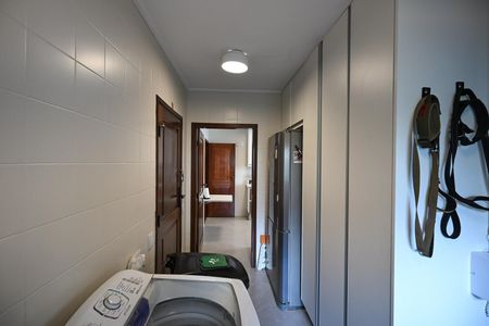 Apartamento à venda com 271m², 5 quartos e 4 vagasÁrea de Serviço 