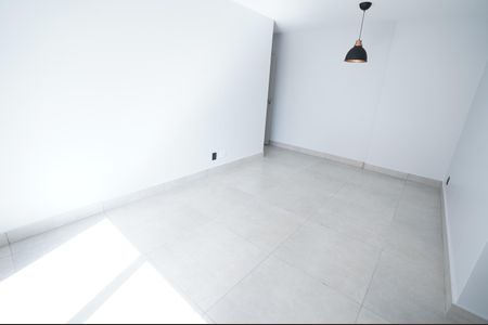 Apartamento à venda com 77m², 2 quartos e 2 vagas
