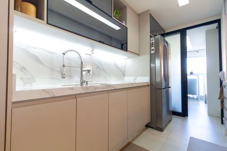 Apartamento à venda com 110m², 2 quartos e 2 vagas Apartamento à venda com 110m², 2 quartos e 2 vagasCozinha