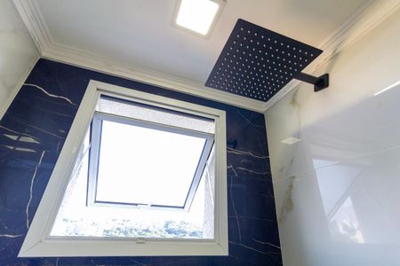 Apartamento à venda com 110m², 2 quartos e 2 vagas Apartamento à venda com 110m², 2 quartos e 2 vagasBanheiro 1