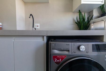 Apartamento à venda com 110m², 2 quartos e 2 vagas Apartamento à venda com 110m², 2 quartos e 2 vagasÁrea de Serviço