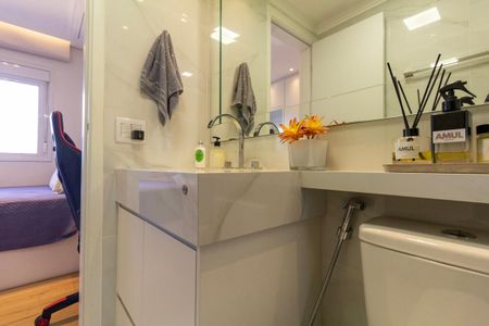 Apartamento à venda com 110m², 2 quartos e 2 vagas Apartamento à venda com 110m², 2 quartos e 2 vagasBanheiro 2