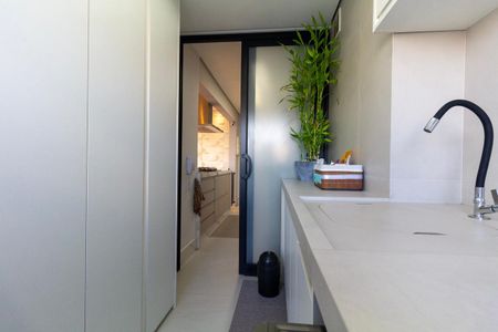 Apartamento à venda com 110m², 2 quartos e 2 vagas Apartamento à venda com 110m², 2 quartos e 2 vagasÁrea de Serviço