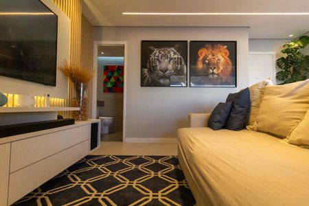 Apartamento à venda com 110m², 2 quartos e 2 vagas Apartamento à venda com 110m², 2 quartos e 2 vagasSala