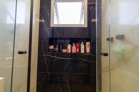 Apartamento à venda com 110m², 2 quartos e 2 vagas Apartamento à venda com 110m², 2 quartos e 2 vagasBanheiro 1