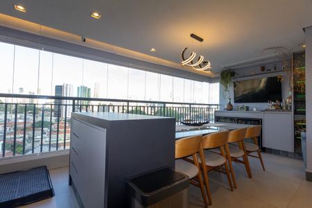 Apartamento à venda com 110m², 2 quartos e 2 vagas Apartamento à venda com 110m², 2 quartos e 2 vagasVaranda Gourmet