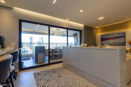 Apartamento à venda com 110m², 2 quartos e 2 vagas Apartamento à venda com 110m², 2 quartos e 2 vagasSala