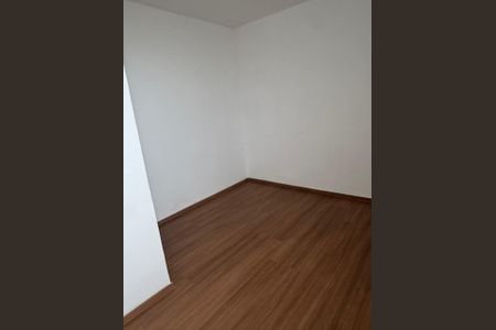 Quarto de apartamento para alugar com 1 quarto, 42m² em Costa E Silva, Porto Alegre