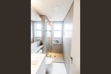 Apartamento à venda com 87m², 2 quartos e 2 vagasBanheiro da Suíte