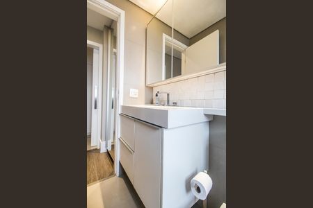 Apartamento à venda com 87m², 2 quartos e 2 vagasBanheiro da Suíte