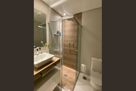 Apartamento à venda com 87m², 2 quartos e 2 vagasBanheiro da Suíte