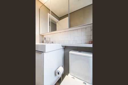 Apartamento à venda com 87m², 2 quartos e 2 vagasBanheiro da Suíte