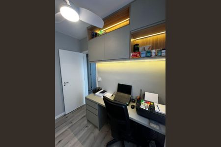 Apartamento à venda com 74m², 3 quartos e 2 vagas Apartamento à venda com 74m², 3 quartos e 2 vagasQuarto