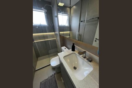 Apartamento à venda com 74m², 3 quartos e 2 vagas Apartamento à venda com 74m², 3 quartos e 2 vagasBanheiro