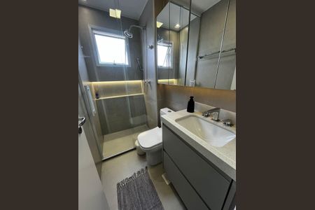 Apartamento à venda com 74m², 3 quartos e 2 vagas Apartamento à venda com 74m², 3 quartos e 2 vagasBanheiro