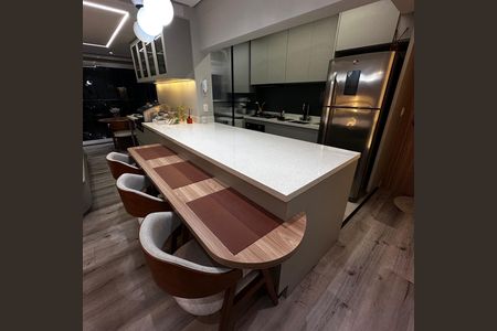 Apartamento à venda com 74m², 3 quartos e 2 vagas Apartamento à venda com 74m², 3 quartos e 2 vagasCozinha