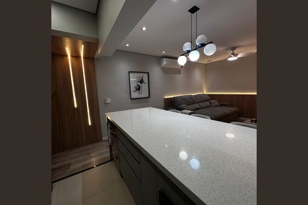 Apartamento à venda com 74m², 3 quartos e 2 vagas Apartamento à venda com 74m², 3 quartos e 2 vagasCozinha