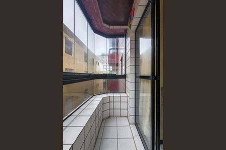 Sacada de apartamento para alugar com 1 quarto, 50m² em Vila Caiçara, Praia Grande