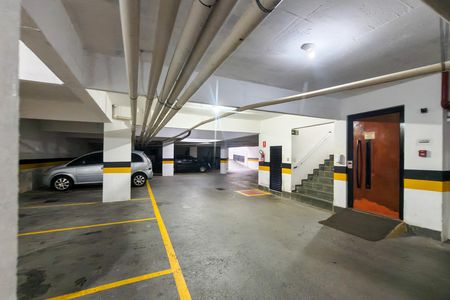 Apartamento para alugar com 50m², 1 quarto e 1 vaga Apartamento para alugar com 50m², 1 quarto e 1 vagaGaragem