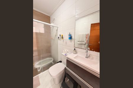 Casa à venda com 169m², 3 quartos e 6 vagasBanheiro Social