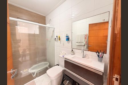 Casa à venda com 169m², 3 quartos e 6 vagasBanheiro Social