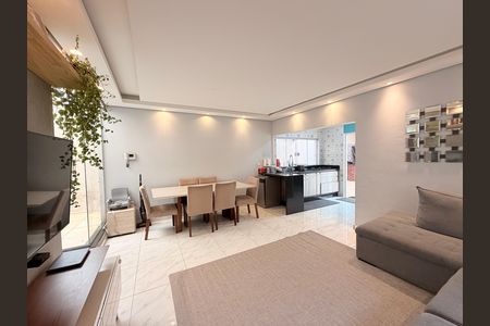 Sala de casa à venda com 3 quartos, 169m² em Jardim Promeca, Várzea Paulista