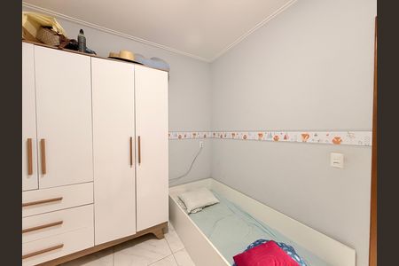 Casa à venda com 169m², 3 quartos e 6 vagasQuarto 2