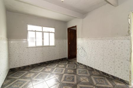 Sala de casa para alugar com 2 quartos, 40m² em Realengo, Rio de Janeiro