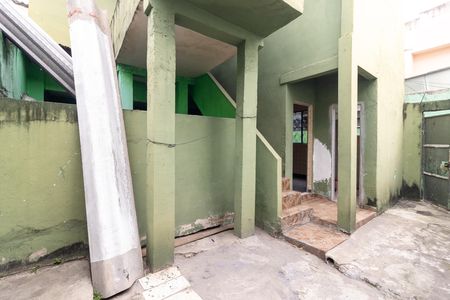 Casa para alugar com 40m², 2 quartos e sem vagaQuintal e Área de Serviço