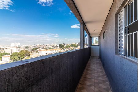 Apartamento para alugar com 45m², 2 quartos e sem vaga Apartamento para alugar com 45m², 2 quartos e sem vagaVaranda