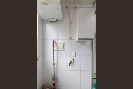 Apartamento para alugar com 47m², 2 quartos e sem vaga Apartamento para alugar com 47m², 2 quartos e sem vagaCozinha e Área de Serviço