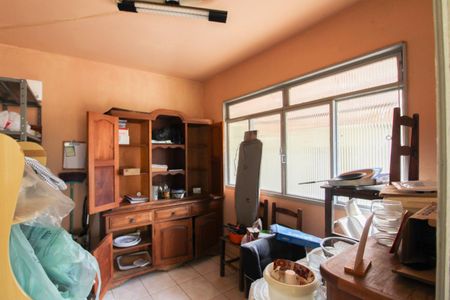 Casa para alugar com 477m², 3 quartos e 8 vagas Casa para alugar com 477m², 3 quartos e 8 vagasQuarto de Serviço