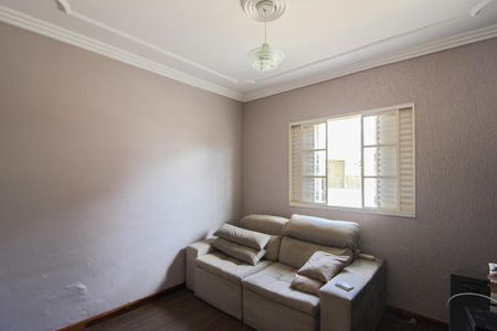 Casa para alugar com 477m², 3 quartos e 8 vagas Casa para alugar com 477m², 3 quartos e 8 vagasQuarto 2
