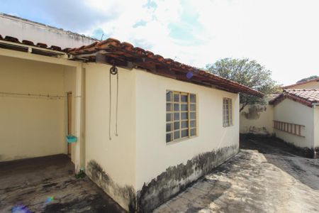 Casa para alugar com 477m², 3 quartos e 8 vagas Casa para alugar com 477m², 3 quartos e 8 vagasAnexo