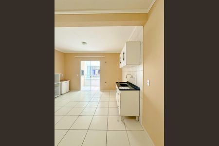Apartamento para alugar com 67m², 2 quartos e 1 vagaCozinha